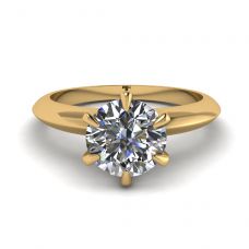 Anillo de compromiso de 6 puntas con diamantes redondos en oro amarillo
