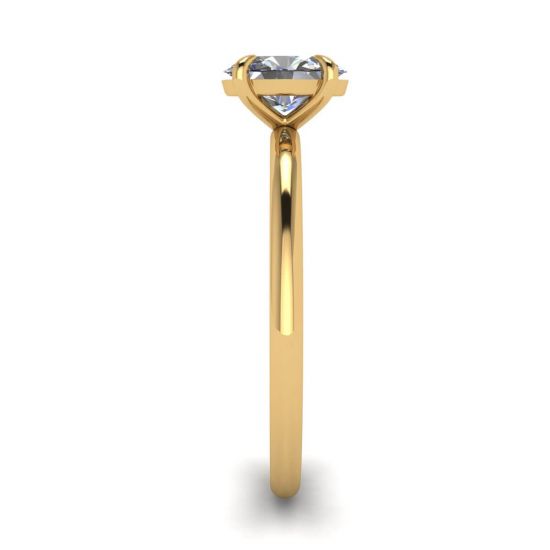 Anillo Solitario Clásico con Diamante Ovalado en Oro Amarillo,  Ampliar imagen 3