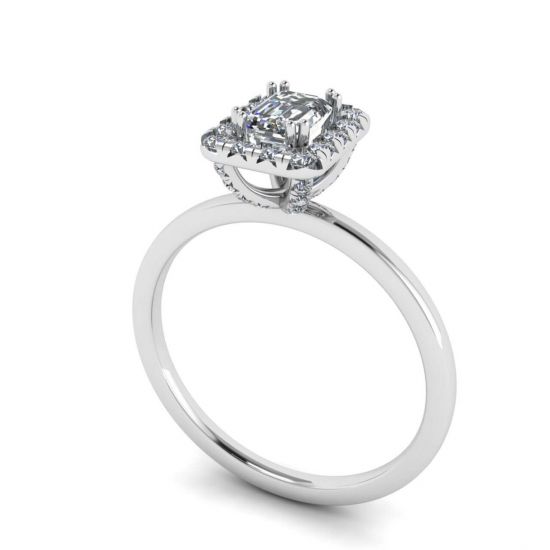 Anillo de compromiso con halo de diamantes ovalados, More Image 0
