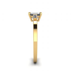 Anillo de diamantes de talla baguette lateral y talla esmeralda en oro amarillo - Photo 2