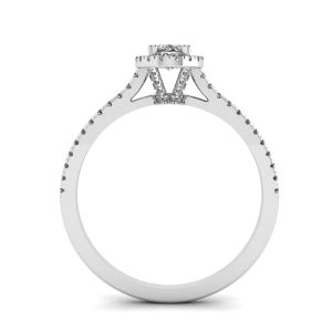 Anillo con halo de diamantes de talla ovalada - Photo 1