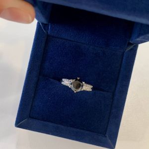 Diamante negro de 6 puntas con anillo pavé de dos colores en oro blanco - Photo 6