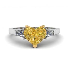 Anillo de 1 quilate de diamantes amarillos en forma de corazón con baguettes blancas Anillo de 1 quilate de diamantes amarillos en forma de corazón con baguettes blancas