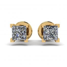 Aretes de oro amarillo con diamantes talla princesa