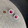 Aretes de rubí con cubierta removible de halo de diamantes en oro rosado, Image 5
