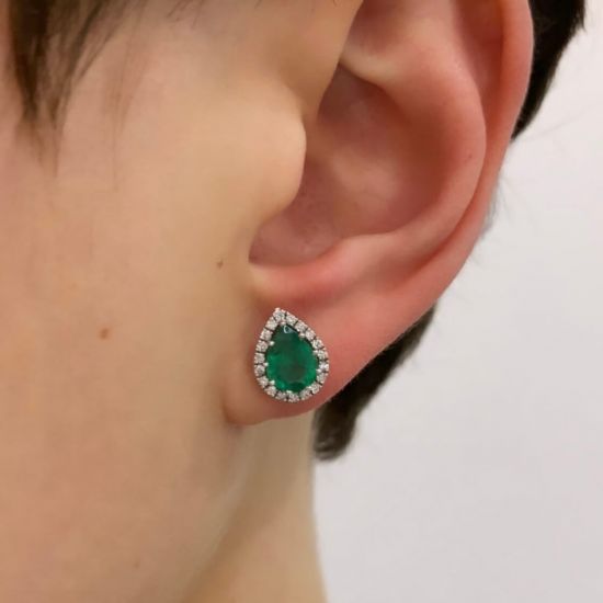 Aretes de esmeralda en forma de pera con halo de diamantes,  Ampliar imagen 4
