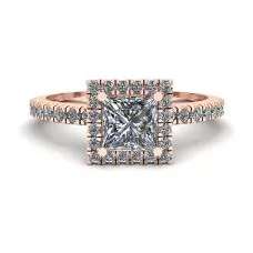 Anillo de compromiso con halo flotante de diamantes de talla princesa en oro rosado