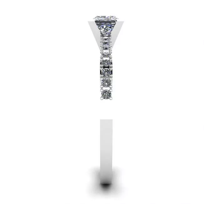 Anillo de diamantes de talla princesa en V con pavé lateral - Photo 2