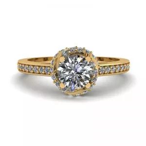 Anillo de Oro con Diamantes